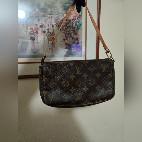 COA Louis vuitton Pochette Pre-owned condition with minor wear Code CA1006 - Picture 16 of 17
